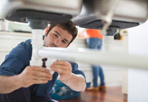 Best Faucet Repair  in Newbern, TN